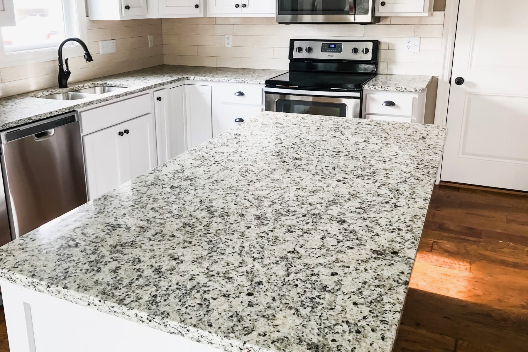 Granite Countertops-Multistone